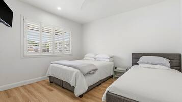 2 bedrooms, Internet, bed sheets