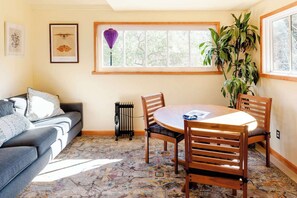 Living area - Artistic Dragonfly House with deck + private creek and trails to explore! (Topanga)