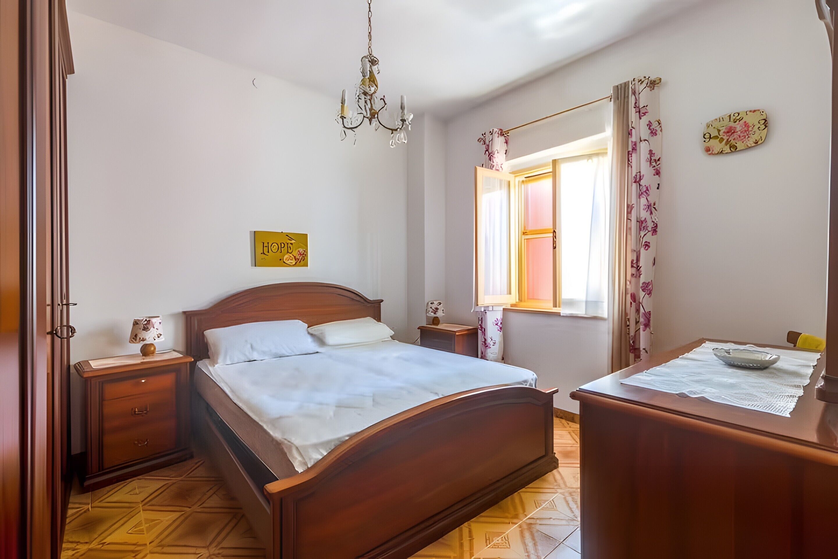 2 chambres, fer et planche à repasser, Wi-Fi, literie fournie