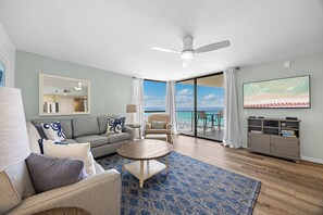 TV - Mainsail 273 - Gulf-Front, Wonderful Onsite Amenities, Free Beach Service! (Miramar Beach)