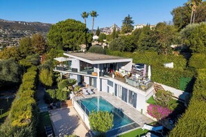 Pool - Luxury, Comfort & Modern Living – Perfect for 10 Guests (Fully Air-conditioned) (Vence)