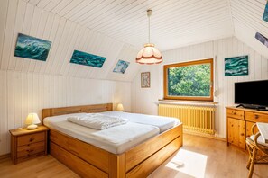 Room - Holiday Home 'Cora' with Private Terrace, Private Garden and Wi-Fi (Wesselburenerkoog)