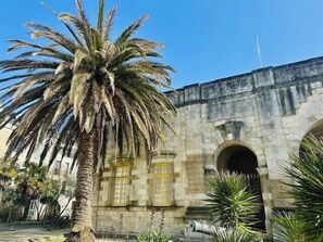 Exterior - Bright apartment with panoramic views (La Rochelle)