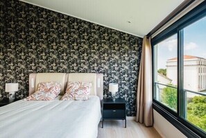 Room - Bright apartment with panoramic views (La Rochelle)