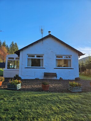 Exterior - Oak Cottage, Wester Lix, Killin
FK21 8RD (Killin)