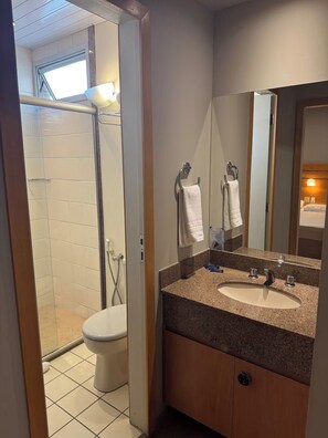 Bathroom - Vrbo Property (Belo Horizonte)