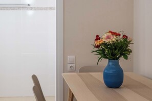 Dining - Home Easy Kalamata - Central Nest, Prive Parking G1 (Kalamata)