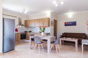 Interior - Villa Georgia 1 - A/C in All Rooms - Fast Wi-Fi - Sleeps 6 (Lefkimmi)