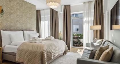 Old Town Penthouse Maisonette | Private Rooftop