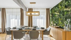 Dining - Old Town Penthouse Maisonette | Private Rooftop (Zürich)