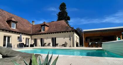 Chambre Mésange – room with pool access