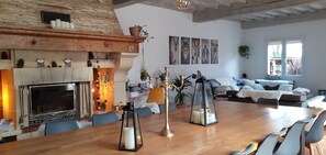 Dining - Pinson Room – Estate with Pool (Sarlat-la-Canéda)