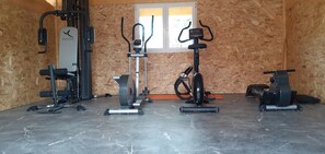 Fitness facility - Pinson Room – Estate with Pool (Sarlat-la-Canéda)