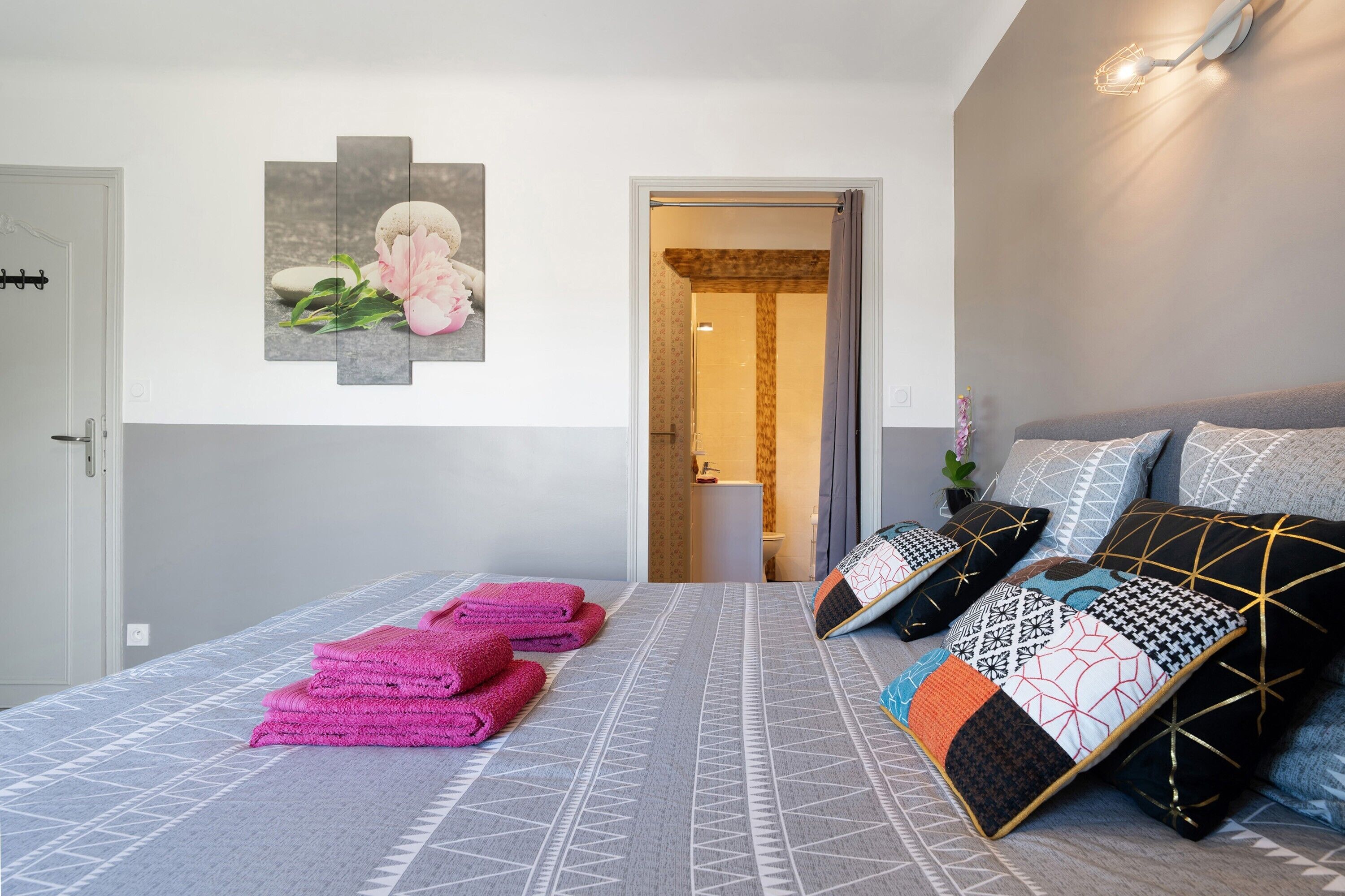 1 bedroom, WiFi, bed sheets