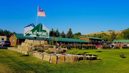 Alpine Lodge - RV Park Facility 2