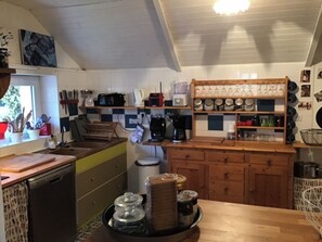 Private kitchen - Hamlet of kerglien (Moëlan-sur-Mer)