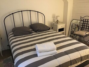 Iron/ironing board, WiFi, bed sheets - Hamlet of kerglien (Moëlan-sur-Mer)