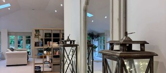 The Luxury Studio, Baydon Estate