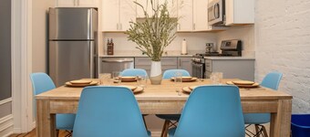 Spacious 4BR NYC Getaway – Perfect for Friends & Family!