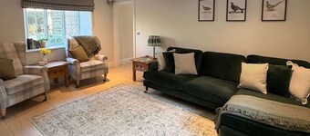 Wentworth Idyllic Character Cottage, Baydon Estate