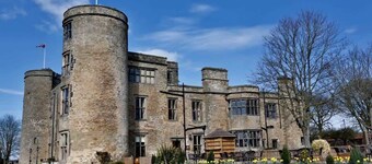 Walworth Castle Cottage