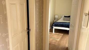 2 bedrooms, iron/ironing board, travel cot, WiFi
