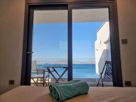 Sábanas italianas Frette, ropa de cama de alta calidad y minibar 