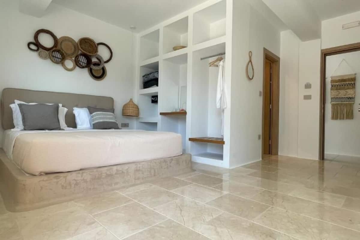 Kahden hengen deluxe-huone, parveke, osittainen merinäköala