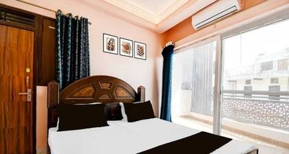 ALORAA INN - Near Railway Station