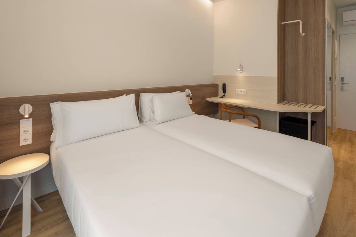 Kamar Twin | Meja kerja dan Wi-Fi gratis