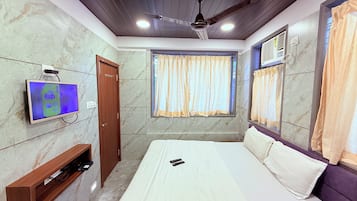 Deluxe Double Room, City View