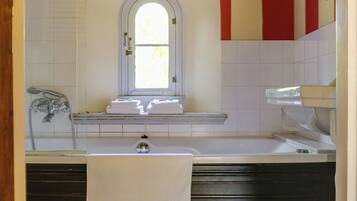 Standaard tweepersoonskamer | Badkamer