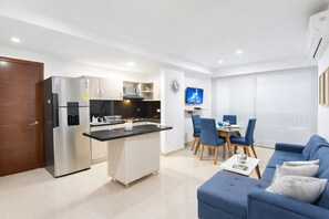 Interior - Ocean Front Condo - Modern & Comfortable (Cartagena de Indias)