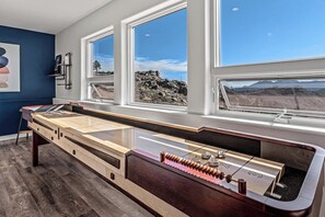 Spielezimmer