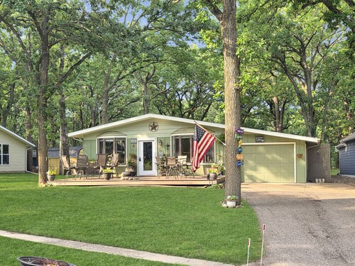 Your private home base for unforgettable Okoboji lake days. Minutes from the water.