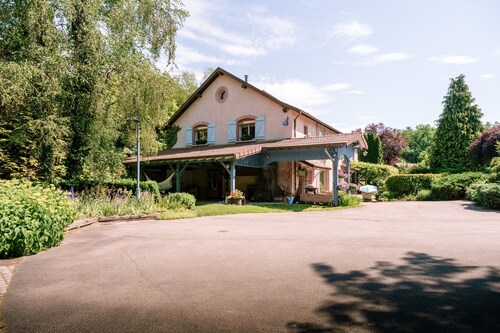 Gîte « Gîte de La Pieviche » avec vue sur la montagne, Wi-Fi et climatisation (sur demande)