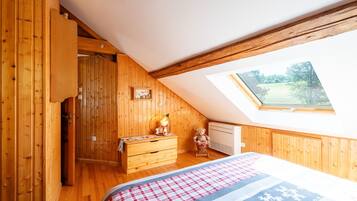 2 Schlafzimmer, Bügeleisen/Bügelbrett, WLAN, Bettwäsche