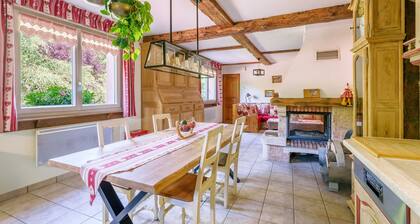 Gîte « Gîte de La Pieviche » avec vue sur la montagne, Wi-Fi et climatisation (sur demande)