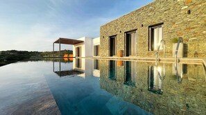 Pool - Villa Calitha, Divine Sea Views, Private Infinity Pool, Furnished Terrace,. (Sifnos)