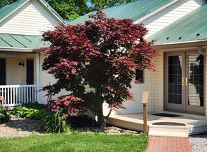 Exterior detail - Peaceful Country Manor Close to Kenyon and Mt. Vernon (Gambier)