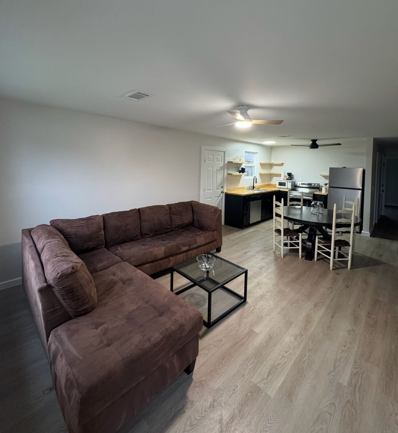 リビング エリア