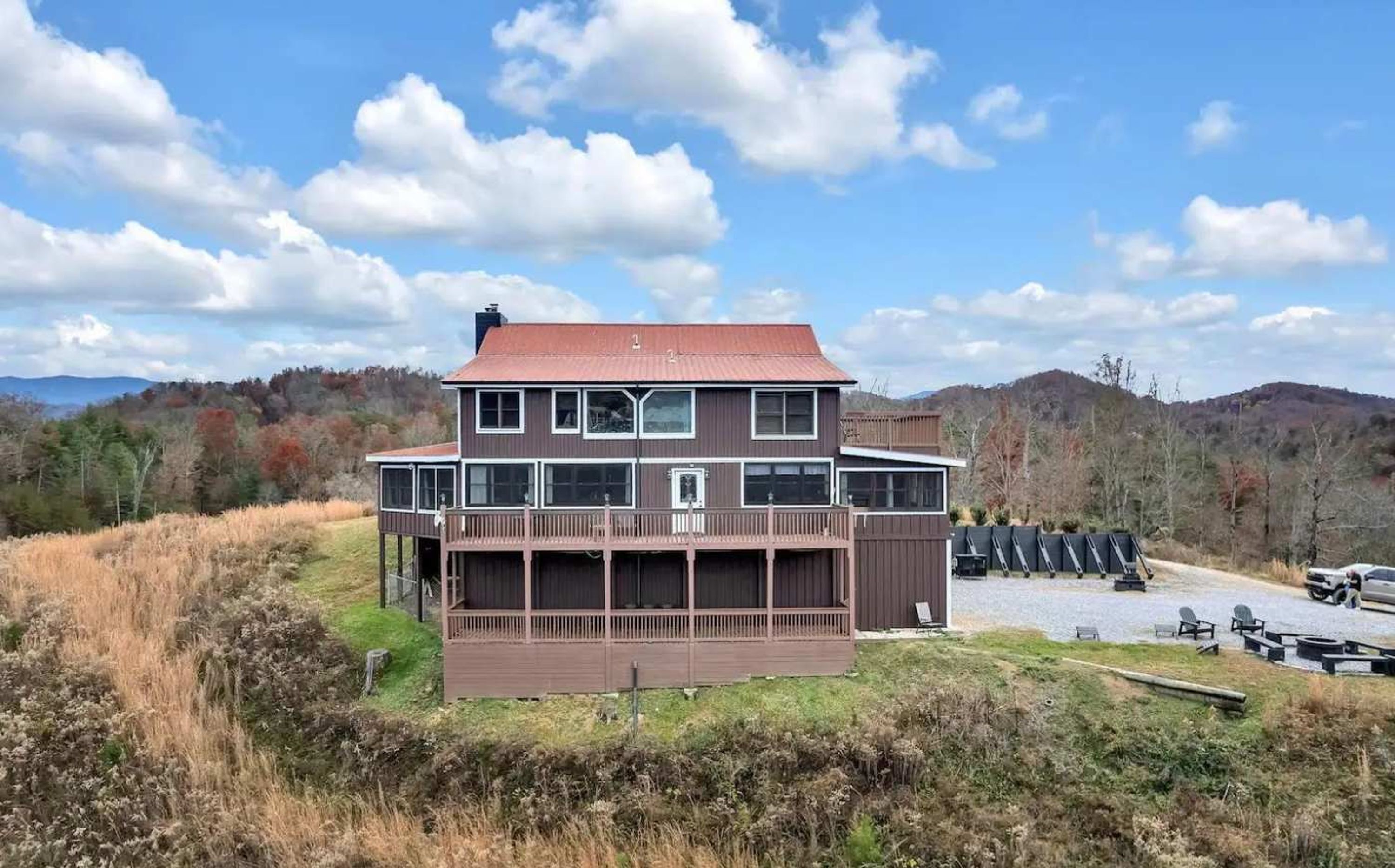 House | 5 bedrooms, Internet