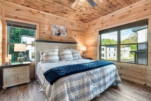 House - Modern 5 Bedroom Cabin Close-dollywood Game Room (Pigeon Forge)