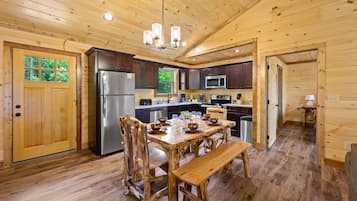 House | 4 bedrooms, Internet