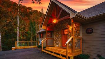 House | 4 bedrooms, Internet