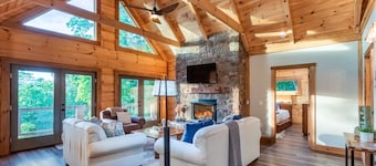 Luxury Cabin Lake View Access Theater Game Room