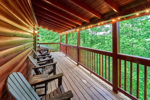 Fun Pigeon Forge Cabin Hot Tub Games