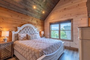 House | 4 bedrooms, Internet - New Lux 4 King Suites Gamerm Hot Tub Views (Gatlinburg)