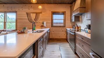 Ferienhaus | 4 Schlafzimmer, Internetzugang