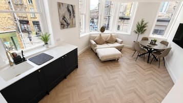 City Apartment, City View | Living area